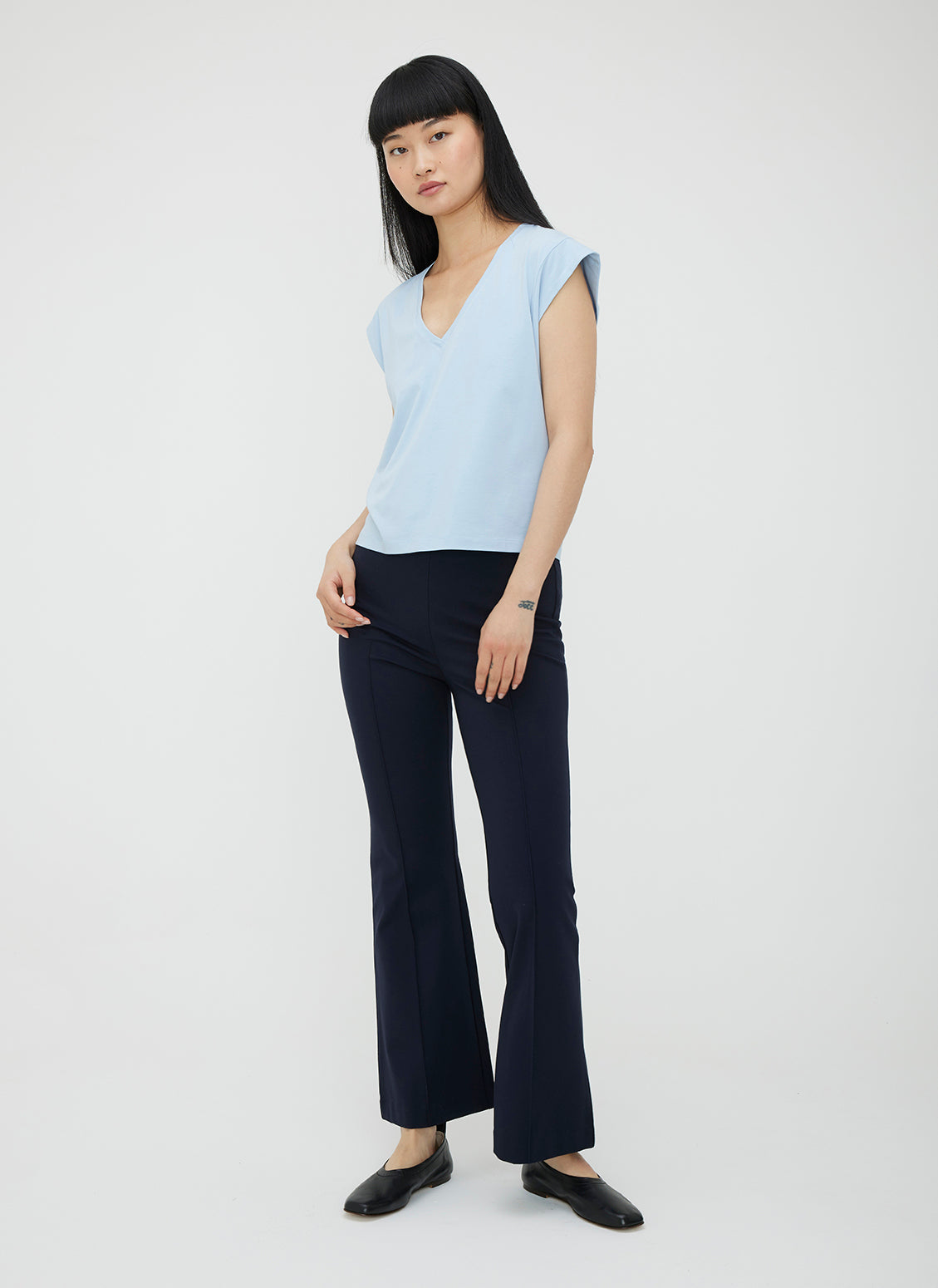 Soho V-Neck Flounce Tee ?? | S || Light Blue